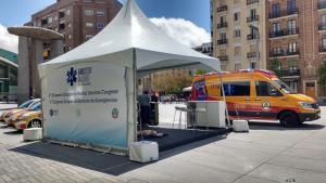 Carpa informativa del  Congreso Europeo de Servicios de Emergencias y ambulancia del Samur-Protección Civil