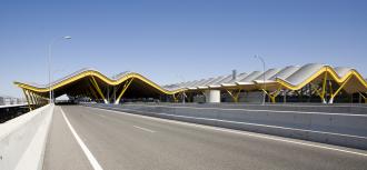 Aeropuerto ASMB T4.jpg