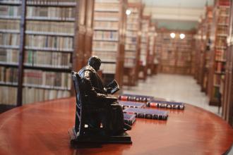 Biblioteca de la Real Academia Española de la Lengua.jpg