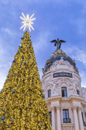 Edificio Metrópolis Navidad 2025