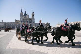 Relevo solemne y cambio de Guardia en el Palacio Real